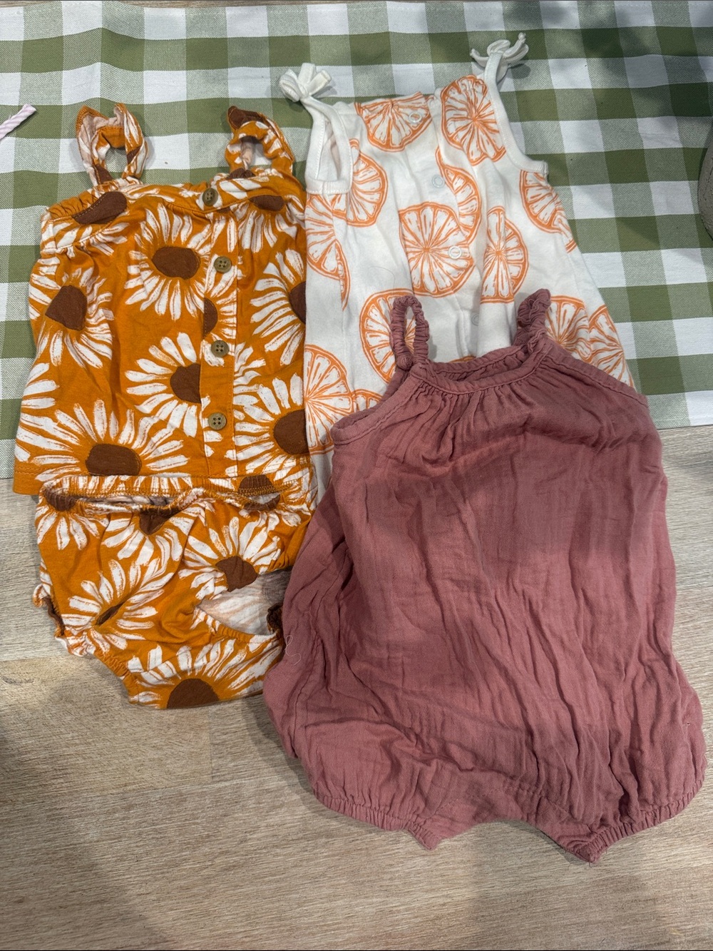Baby Girls' Sunflower & Citrus Romper Set - Orange, White & Mauve